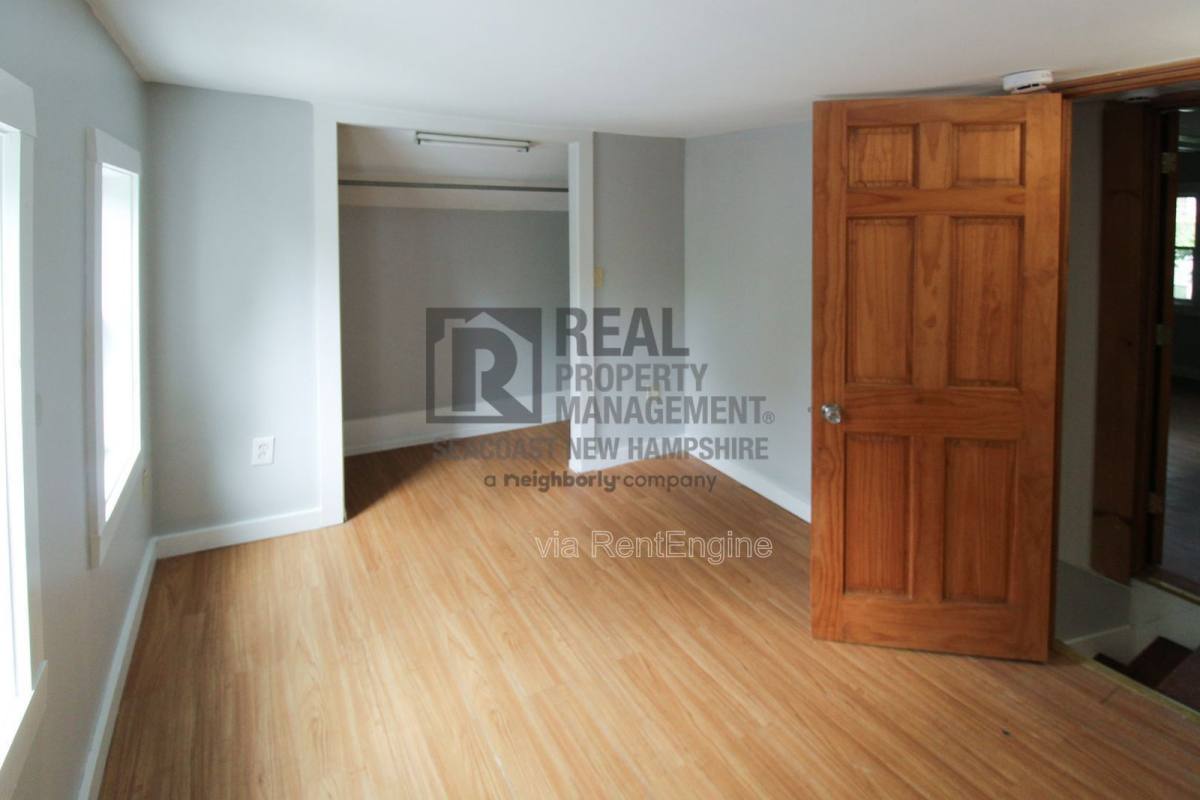 House for rent at 36 S St, Somersworth, NH 03878