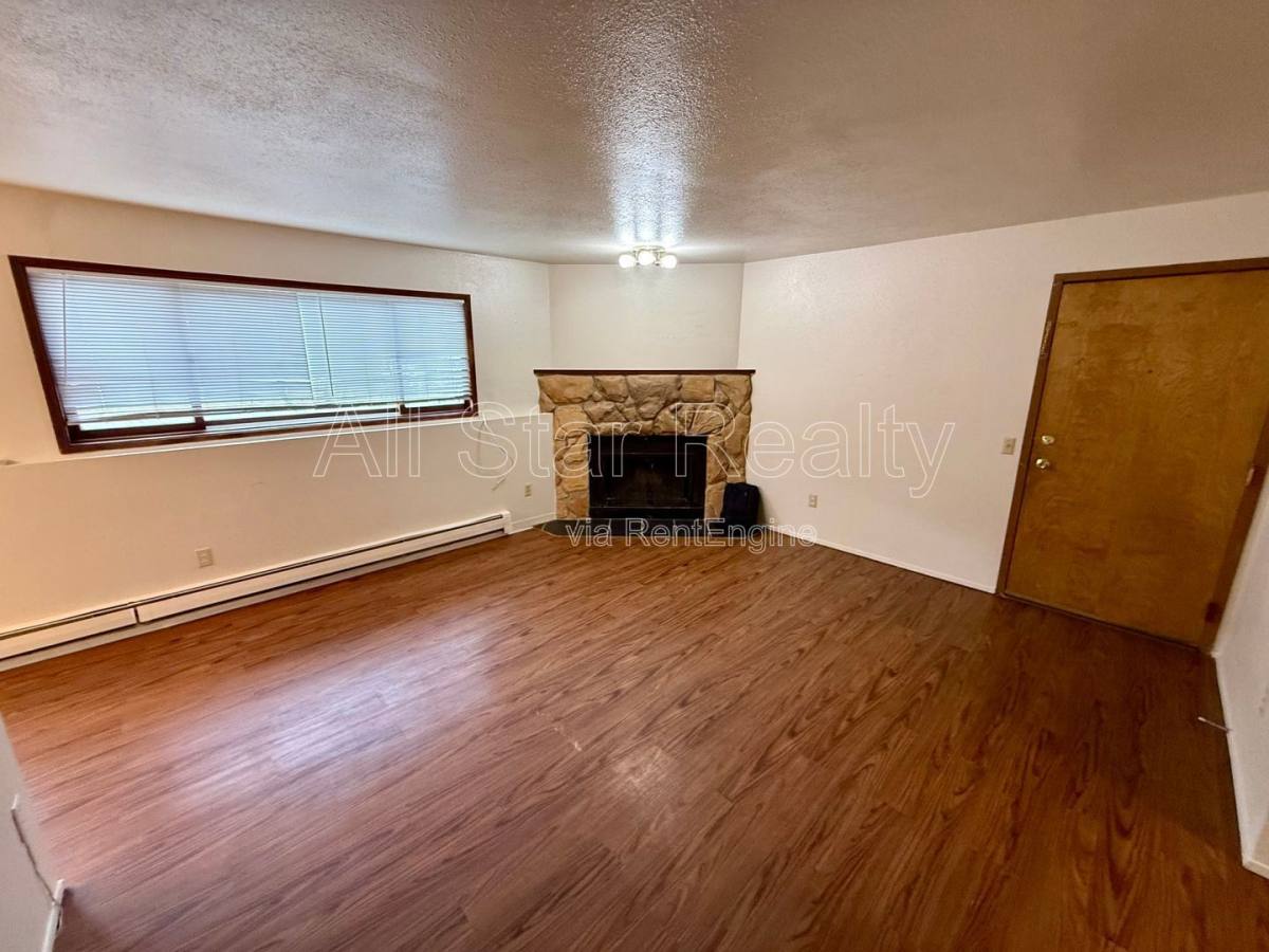 Apartment for rent at 211 McCarrey St #2B, Anchorage, AK 99508