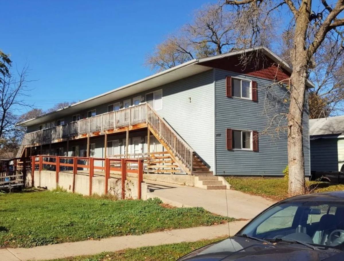 Apartment for rent at 407 Liberty St, La Crosse, WI 54603