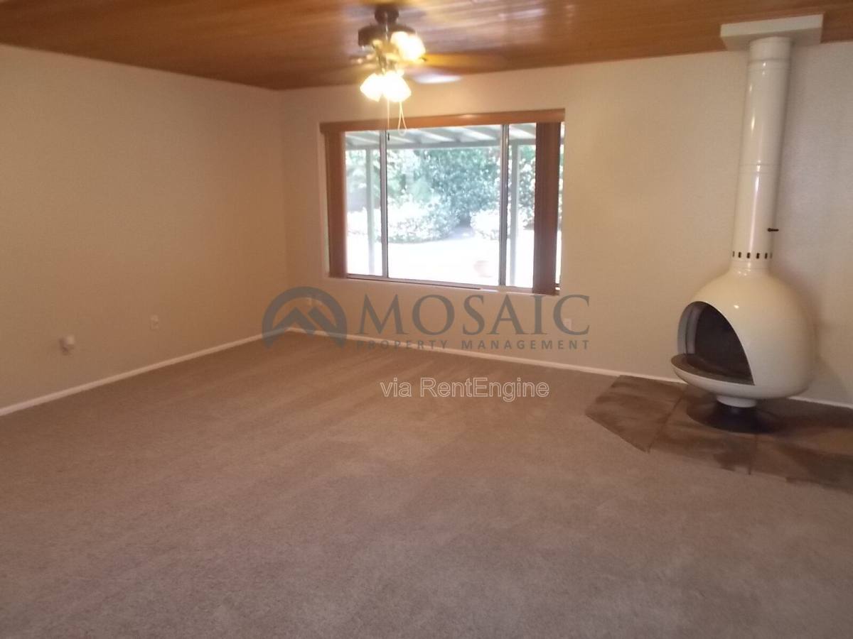 House for rent at 4338 E Alta Mesa Ave, Phoenix, AZ 85044