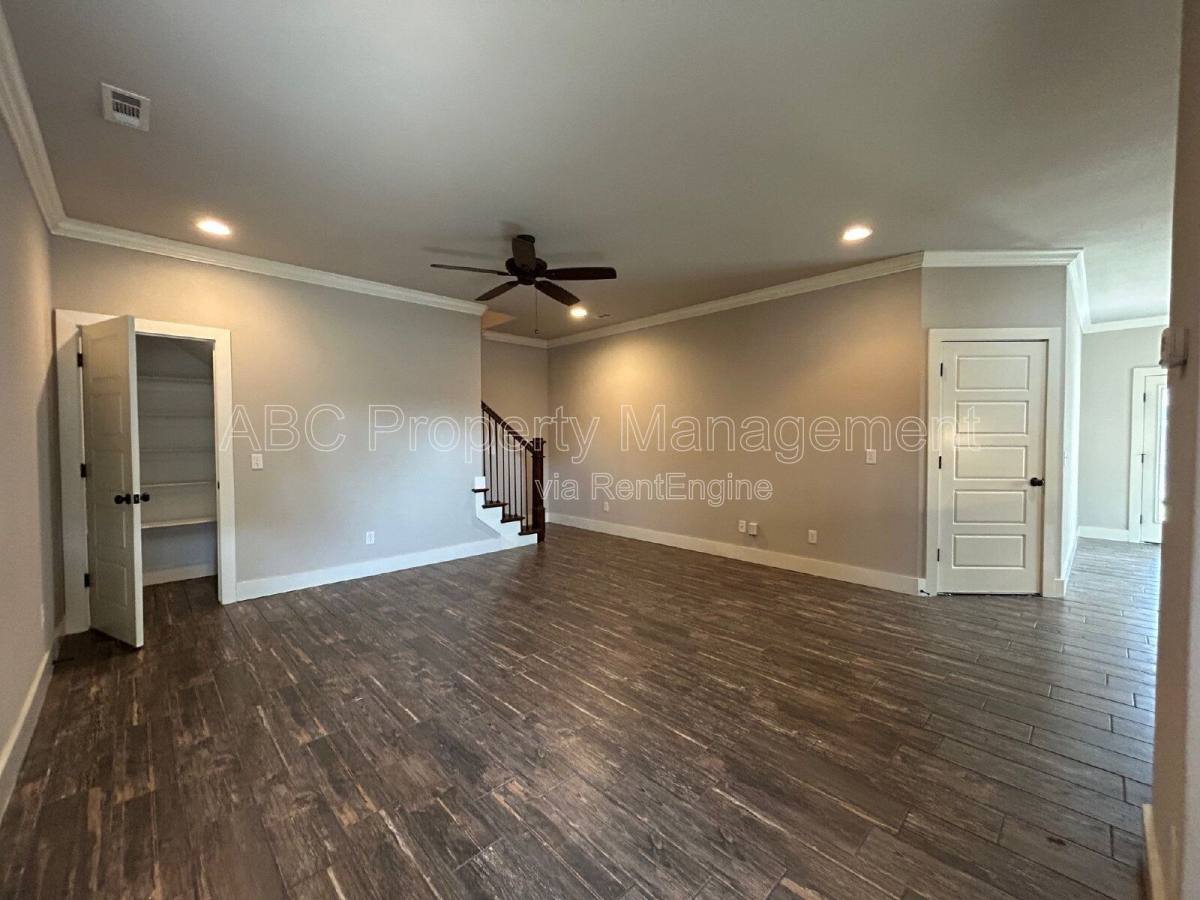 House for rent at 3101 SW Warberry Ave, Bentonville, AR 72713