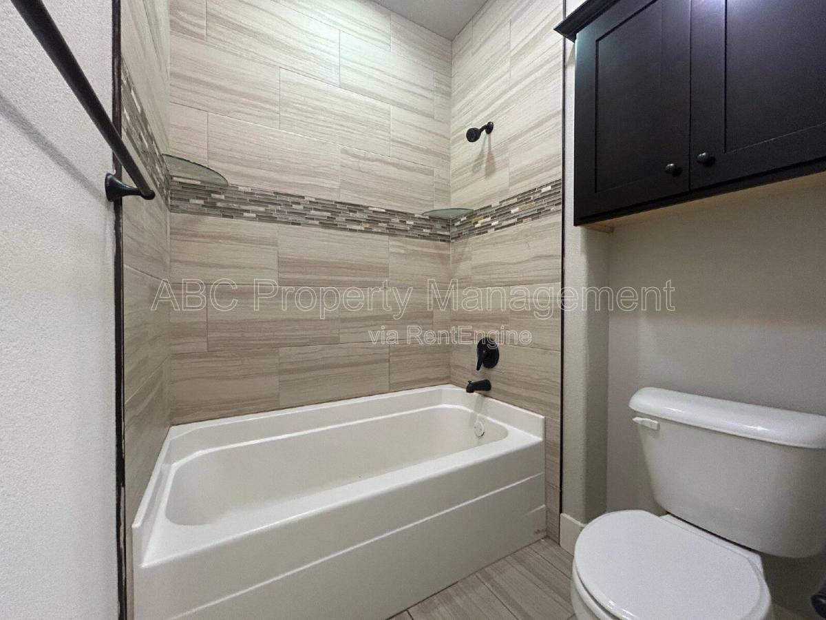 House for rent at 3101 SW Warberry Ave, Bentonville, AR 72713