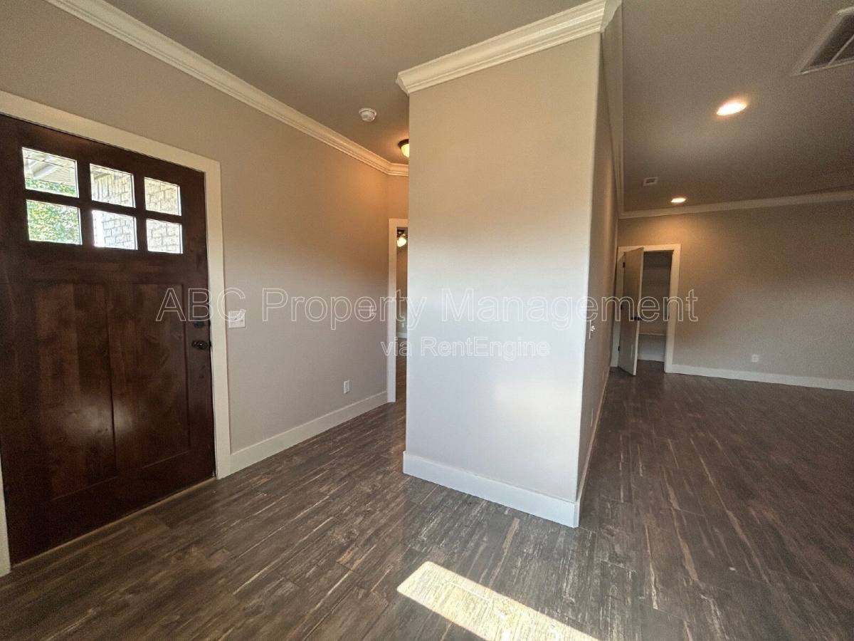 House for rent at 3101 SW Warberry Ave, Bentonville, AR 72713