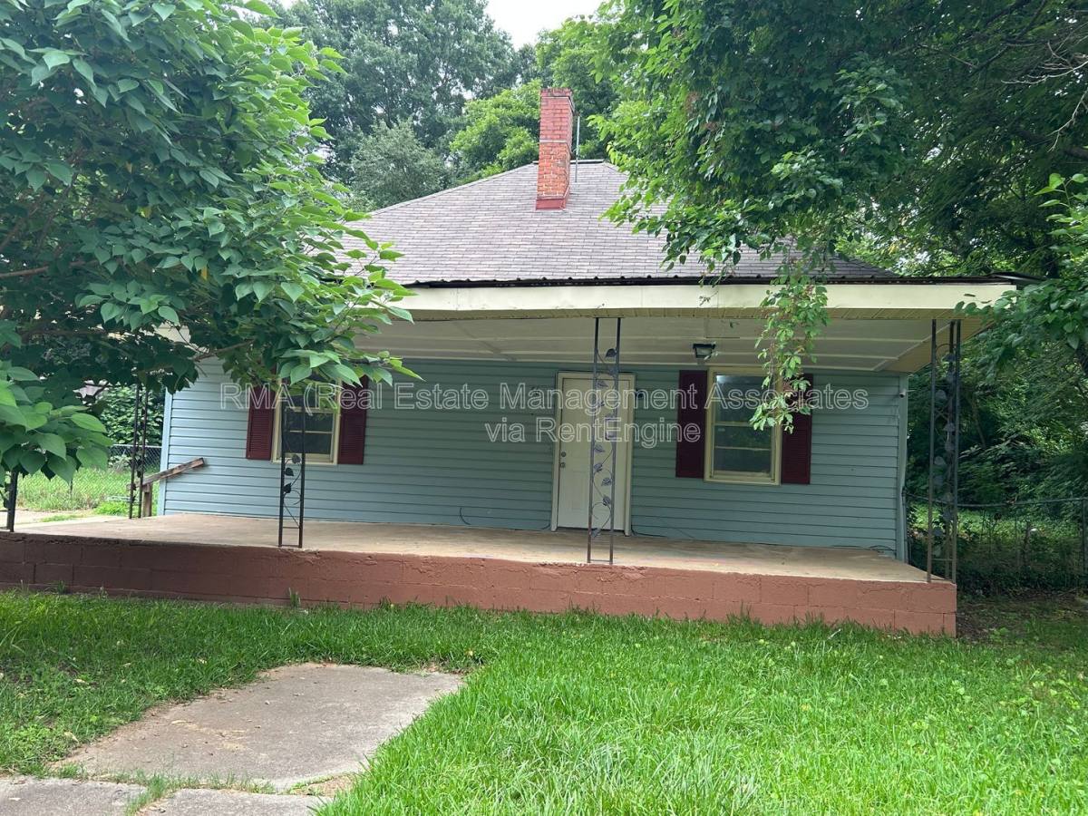 House for rent at 56 5th St, Griffin, GA 30223