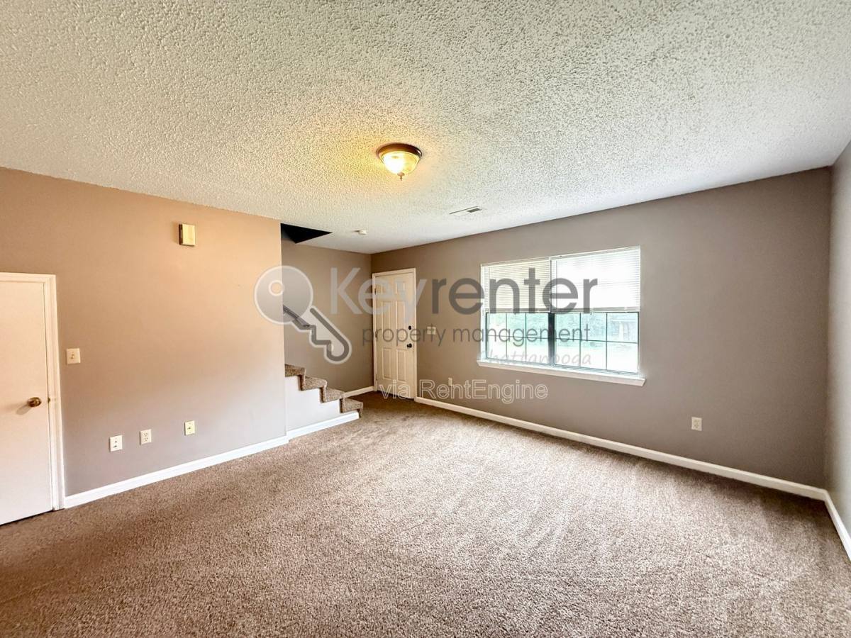 Apartment for rent at 3609 Bennett Rd, Chattanooga, TN 37412