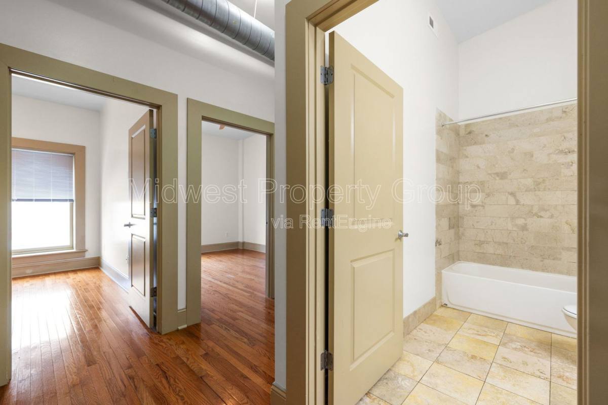 Apartment for rent at 4244 Chouteau Ave #113, Saint Louis, MO 63110