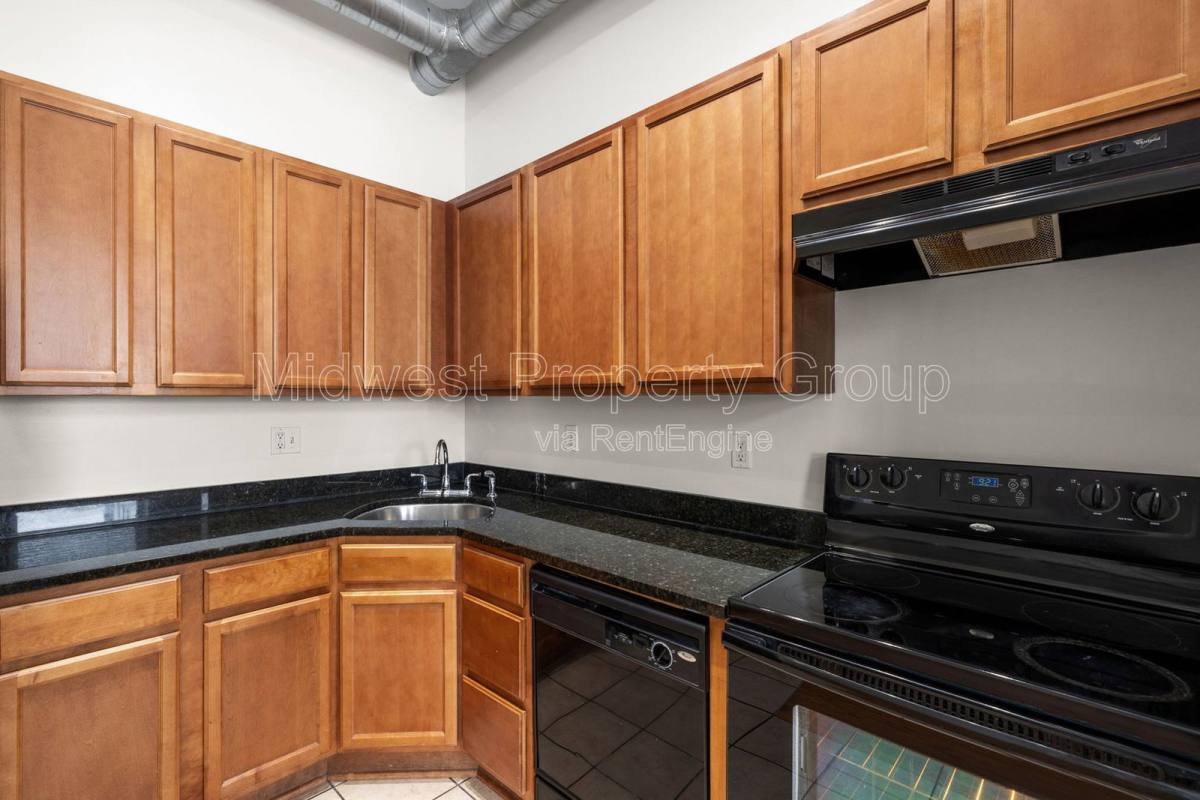 Apartment for rent at 4244 Chouteau Ave #113, Saint Louis, MO 63110