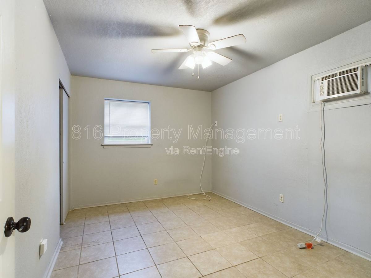 Apartment for rent at 15112 Bellaire Ave #A, Grandview, MO 64030