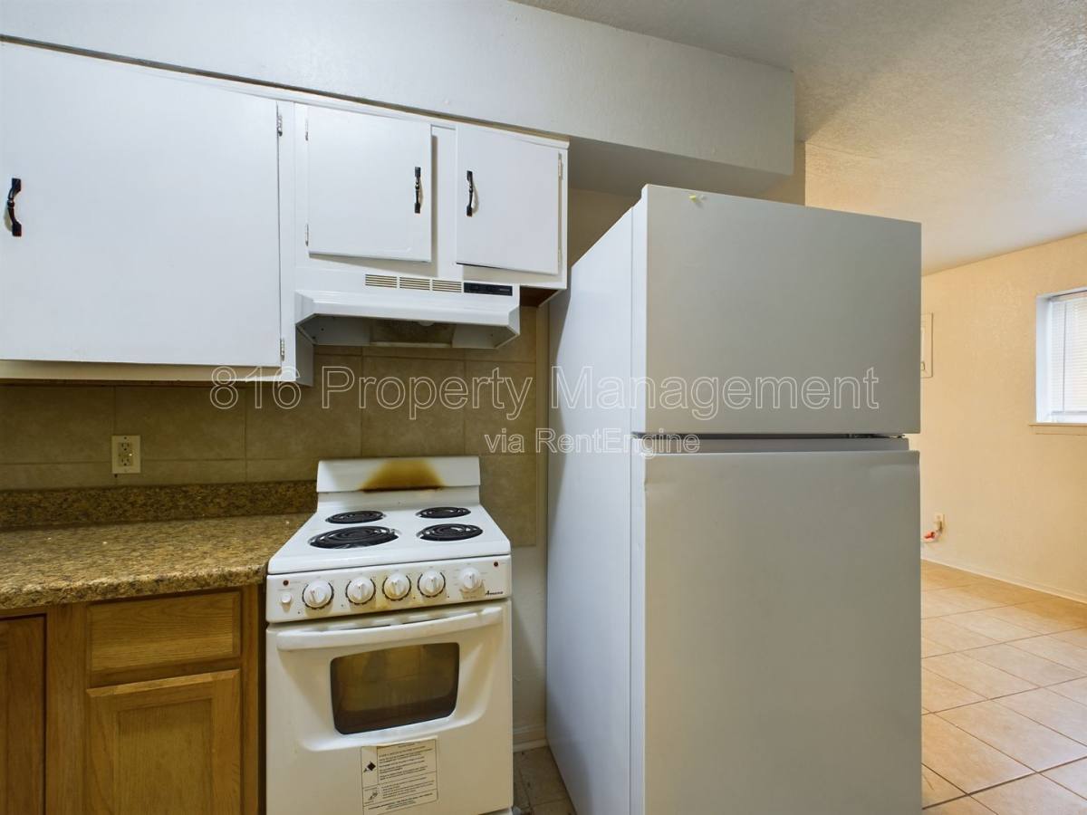 Apartment for rent at 15112 Bellaire Ave #A, Grandview, MO 64030