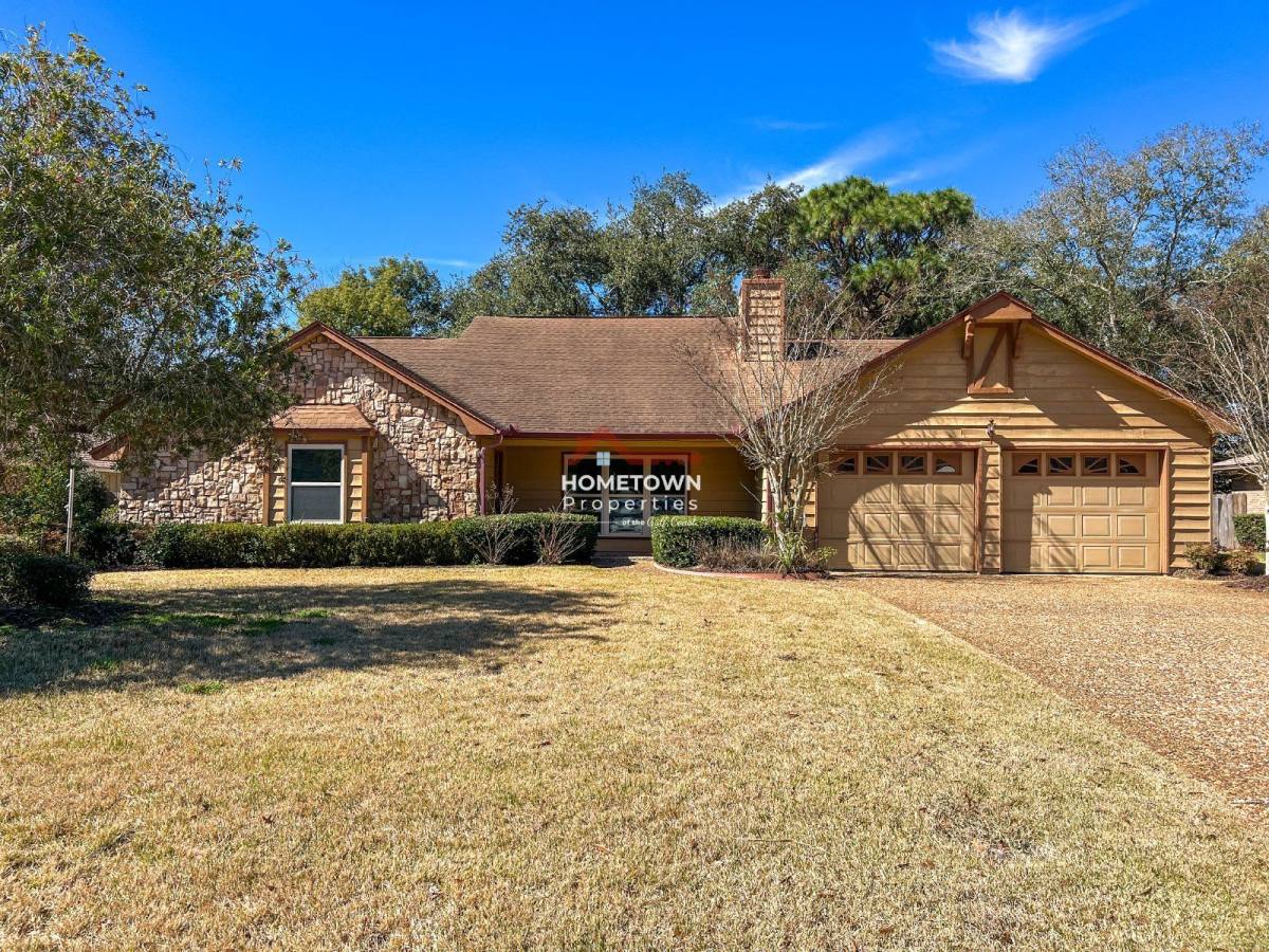 House for rent at 2505 Semoran Dr, Pensacola, FL 32503