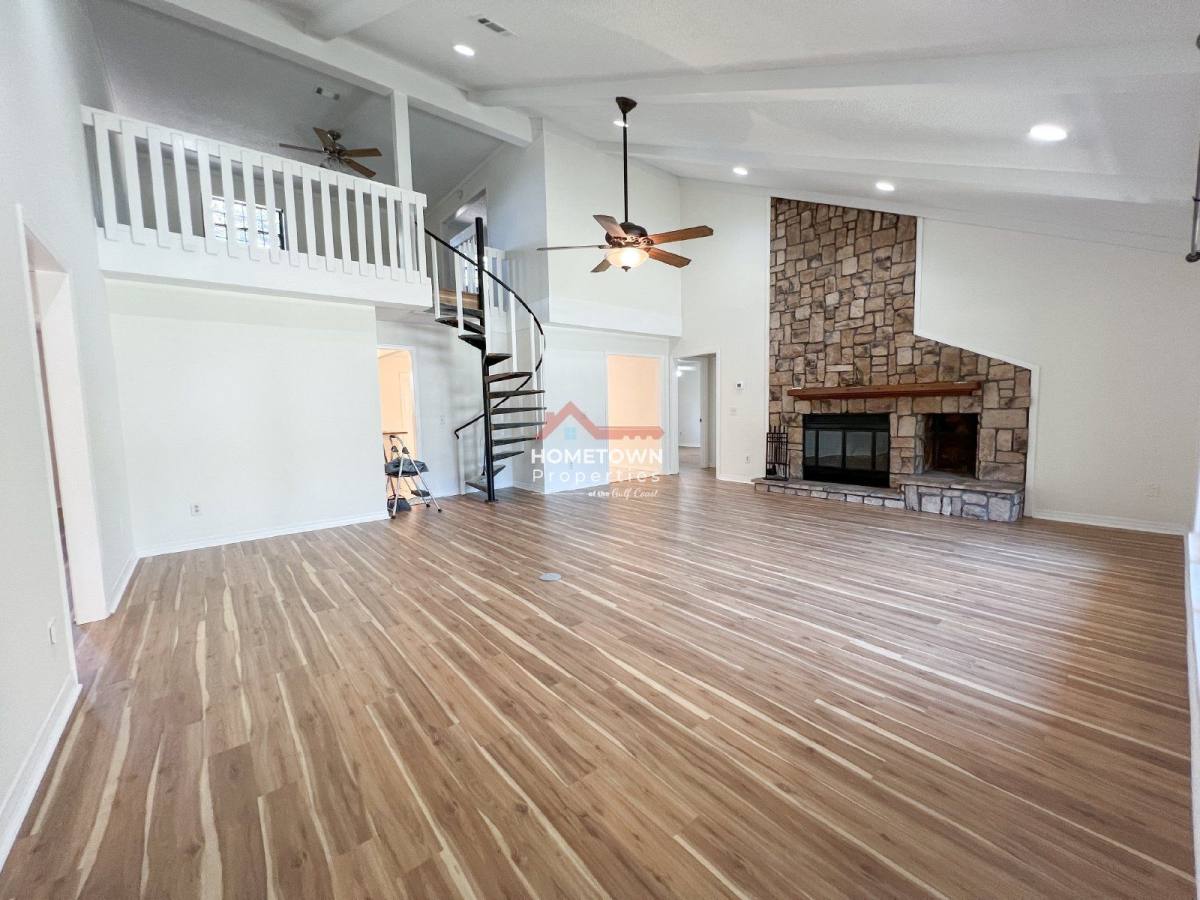 House for rent at 2505 Semoran Dr, Pensacola, FL 32503