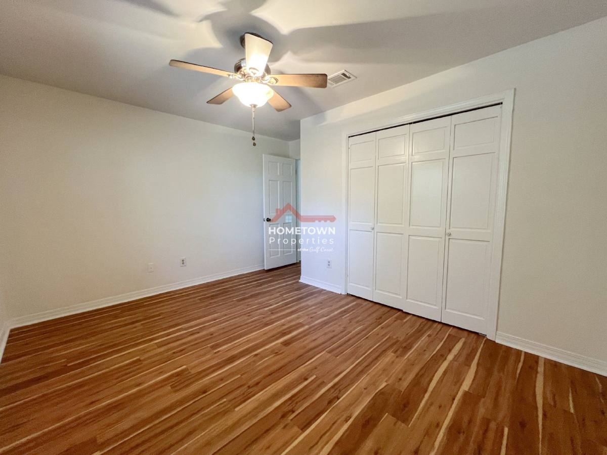 House for rent at 2505 Semoran Dr, Pensacola, FL 32503