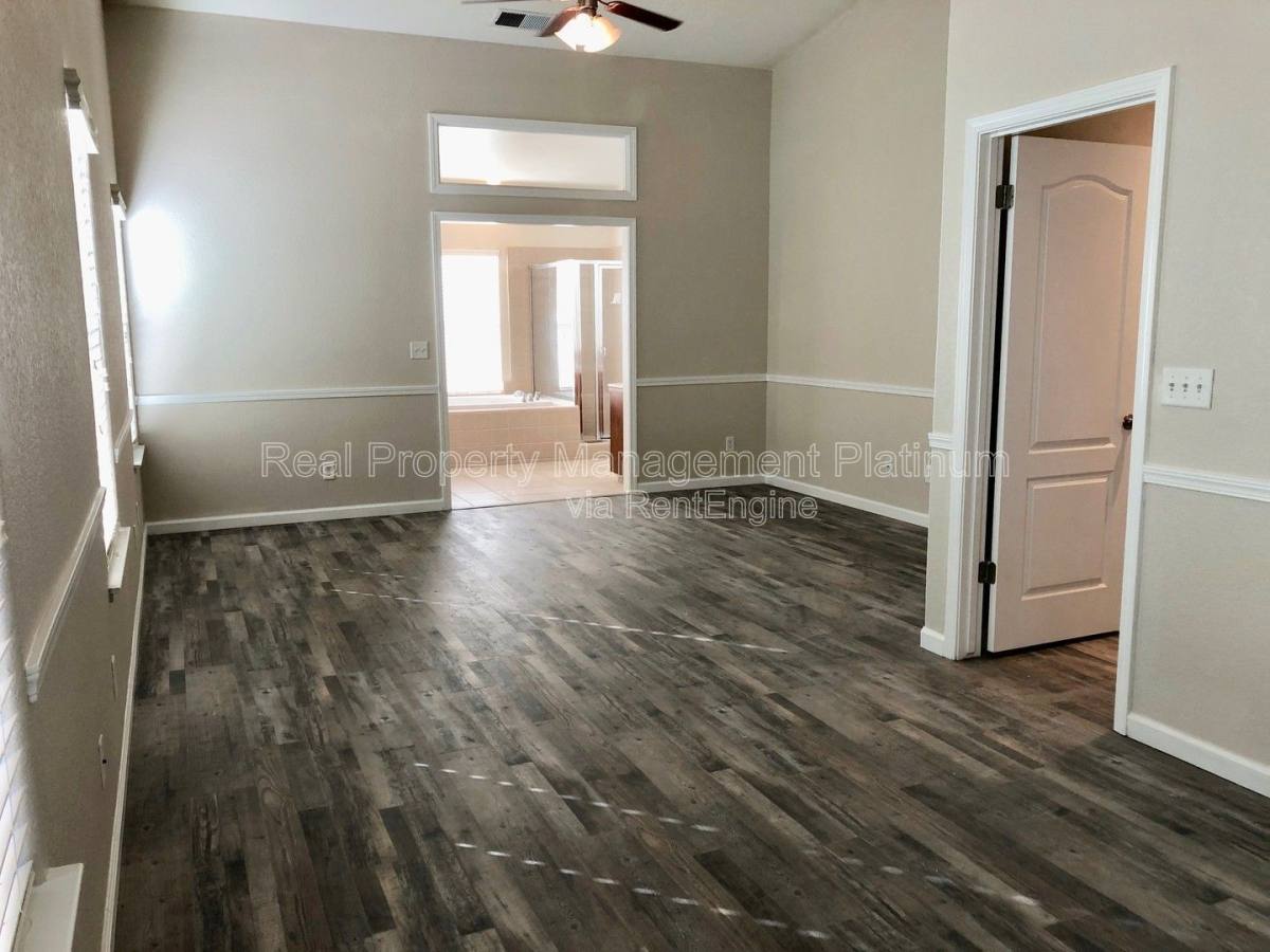 House for rent at 546 Everglade Ave, Clovis, CA 93619
