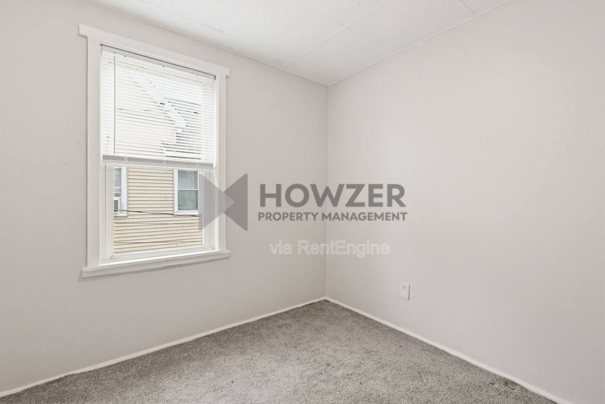 Apartment for rent at 41 Park St #2L, Taunton, MA 02780