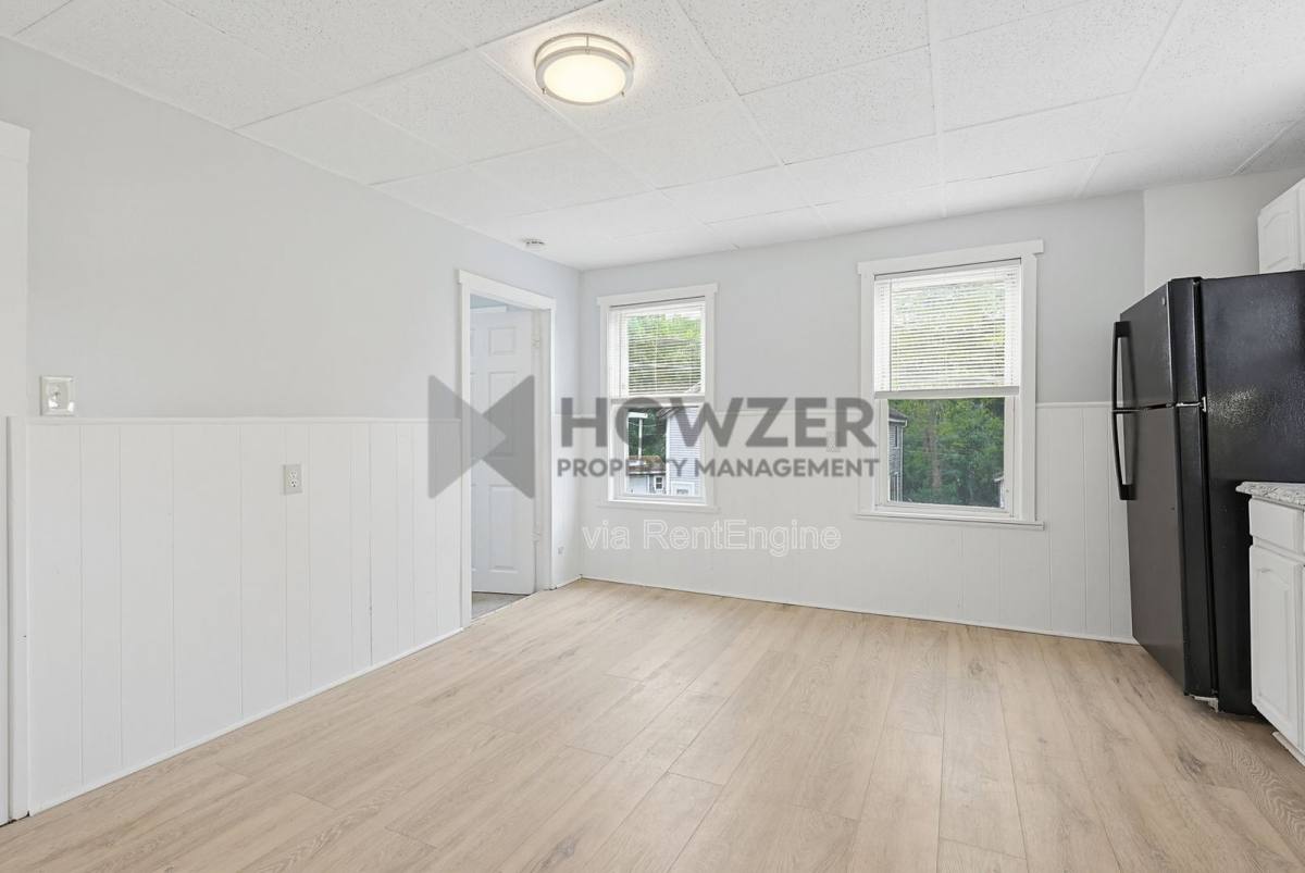 Apartment for rent at 41 Park St #2L, Taunton, MA 02780