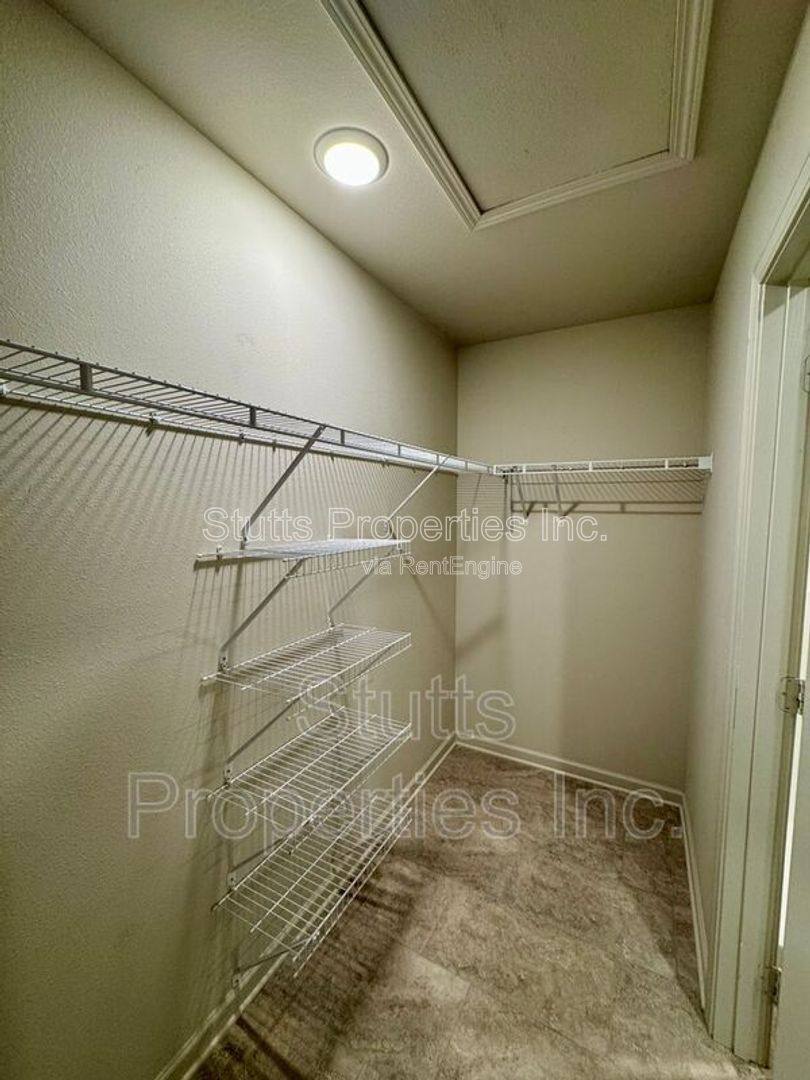 Apartment for rent at 200 Spindle Court #106, Muscle Shoals, AL 35661