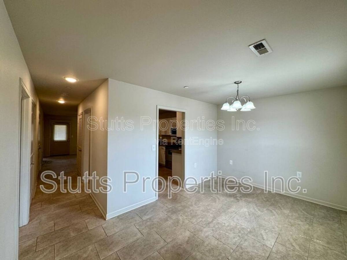 Apartment for rent at 101 Gin Court #702, Muscle Shoals, AL 35661