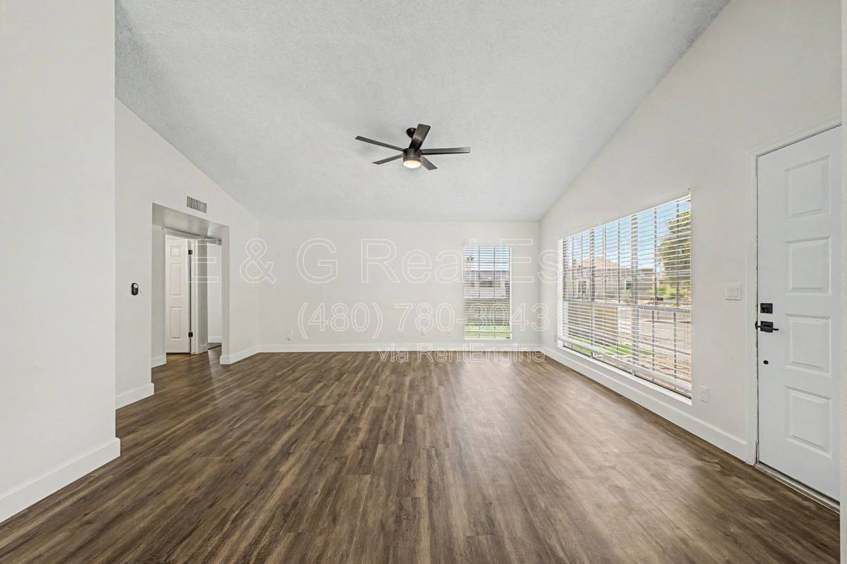 House for rent at 4208 W Villa Maria Dr, Glendale, AZ 85308