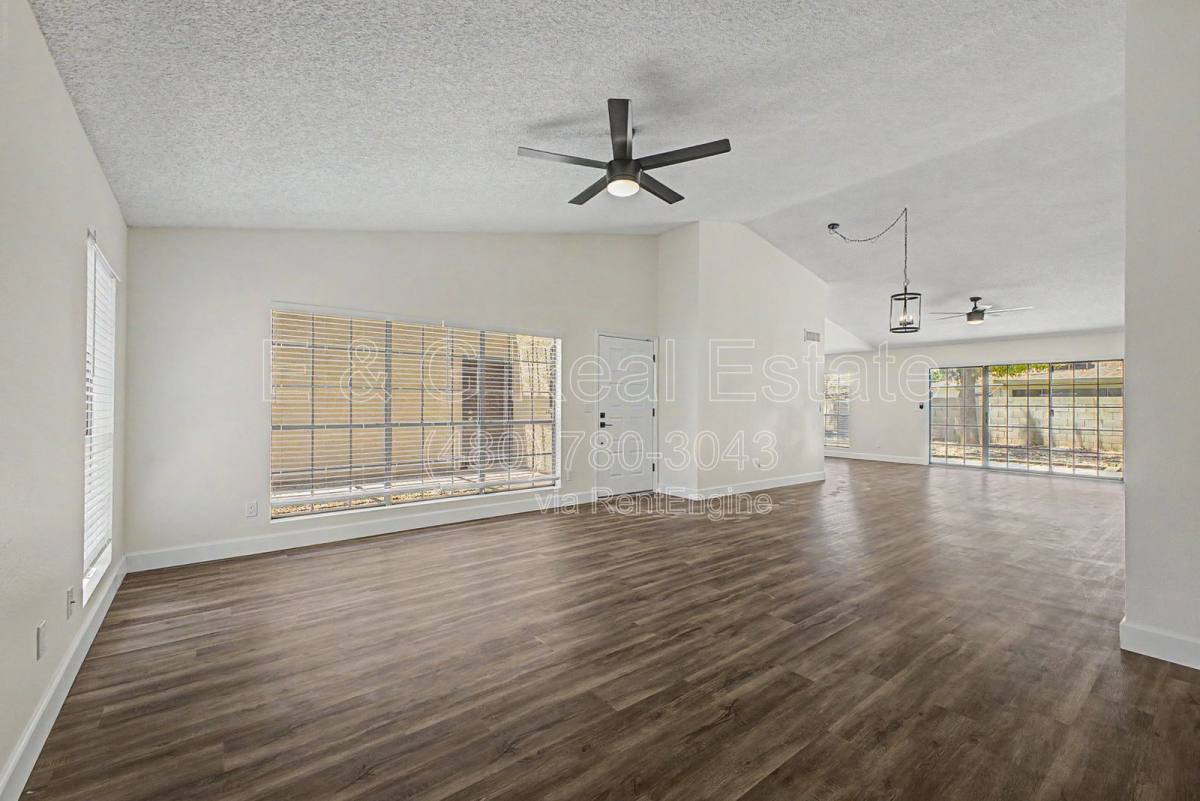 House for rent at 4208 W Villa Maria Dr, Glendale, AZ 85308