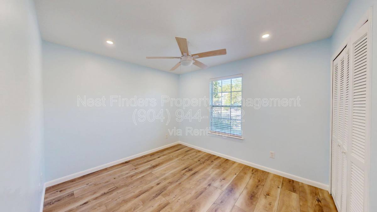 Townhouse for rent at 450 Aquatic Dr, Atlantic Beach, FL 32233