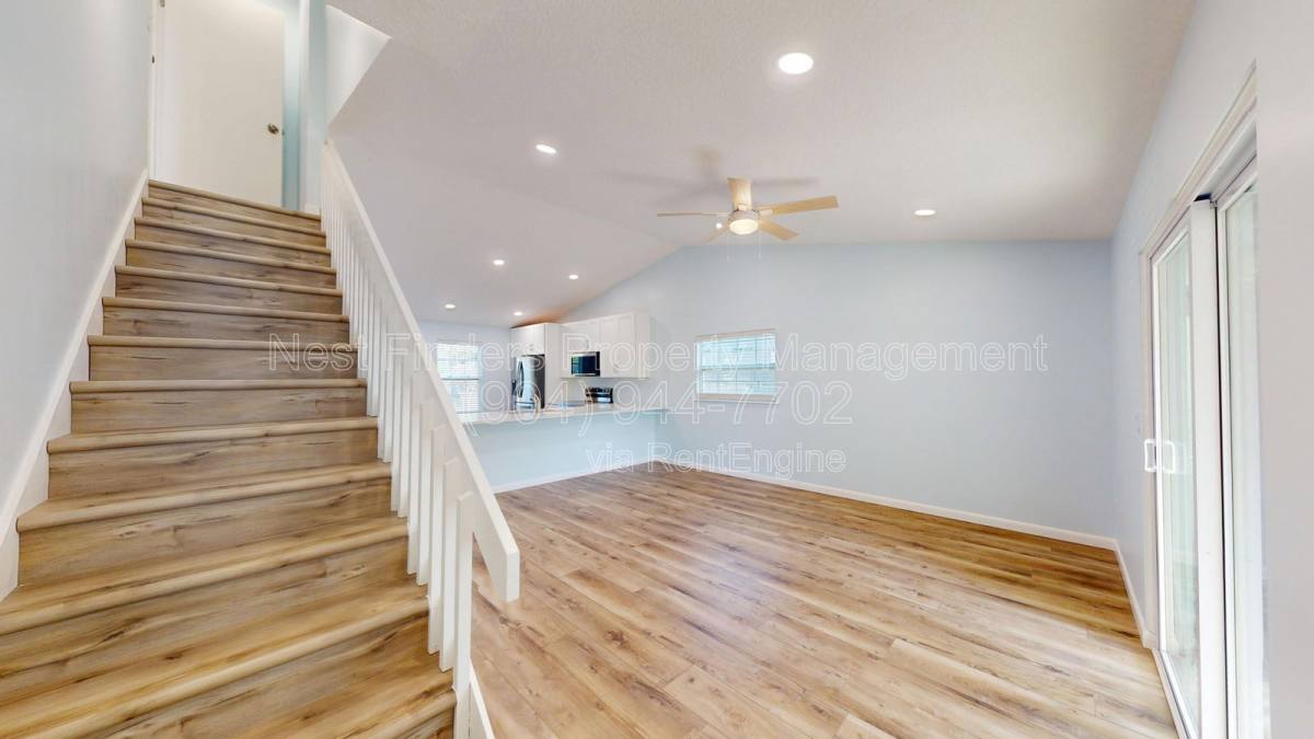 Townhouse for rent at 450 Aquatic Dr, Atlantic Beach, FL 32233