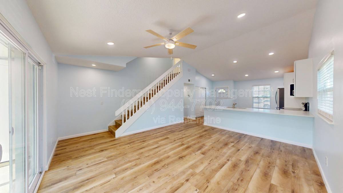 Townhouse for rent at 450 Aquatic Dr, Atlantic Beach, FL 32233