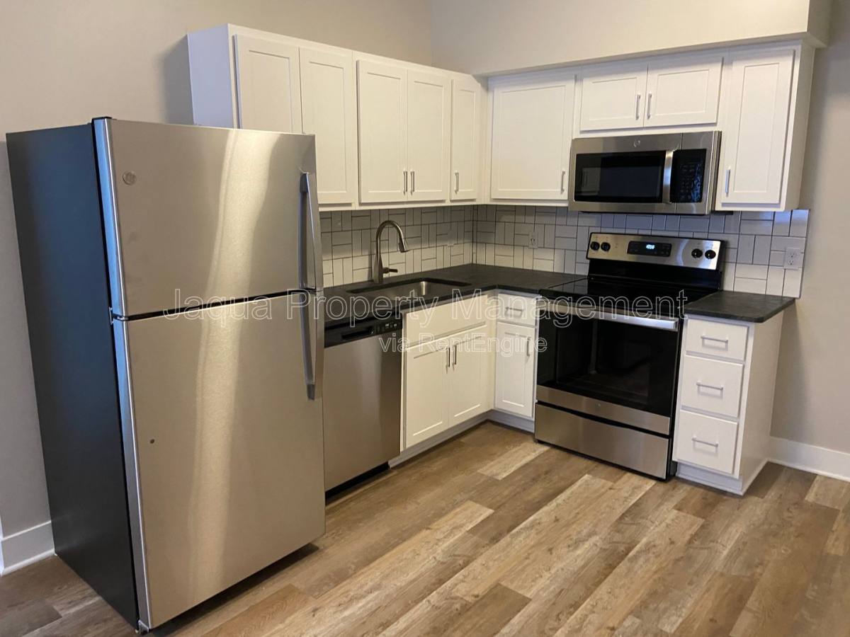 Apartment for rent at 24279 W McGillen Ave #A24, Mattawan, MI 49071