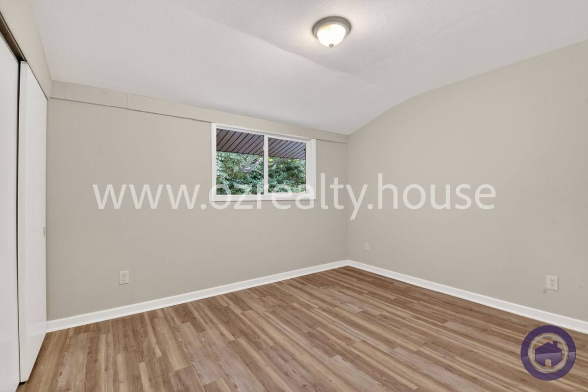 Apartment for rent at 3040 E Lincolnshire Blvd #B, Toledo, OH 43606