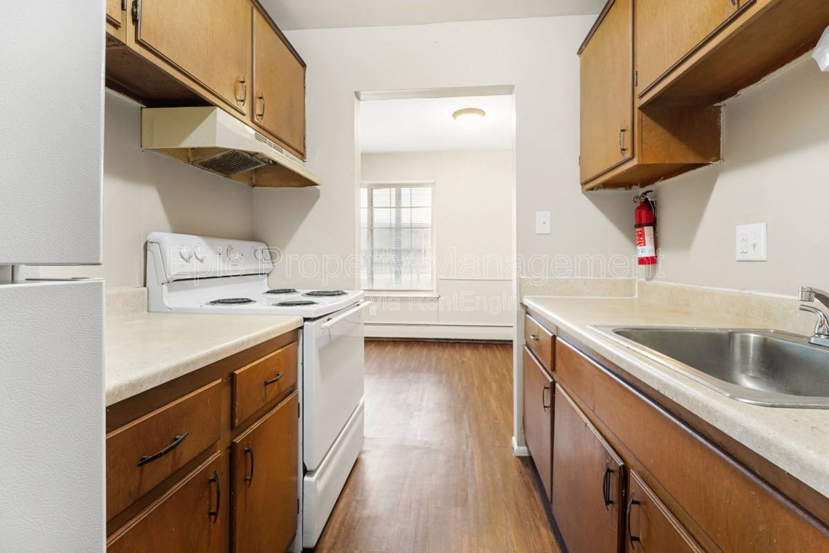 Apartment for rent at 17250 Raupp Rd #24B, Melvindale, MI 48122