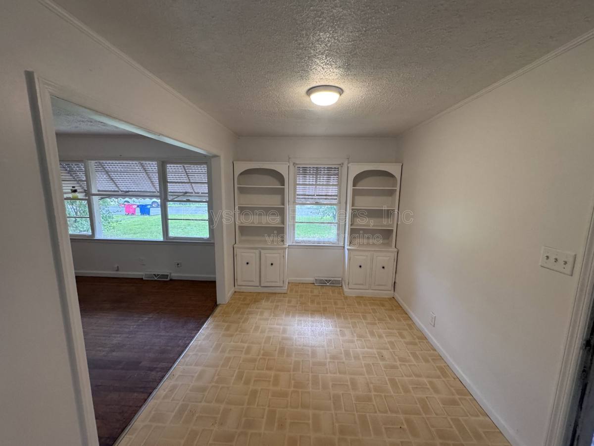 House for rent at 2106 Knightsbridge Rd, Macon, GA 31211