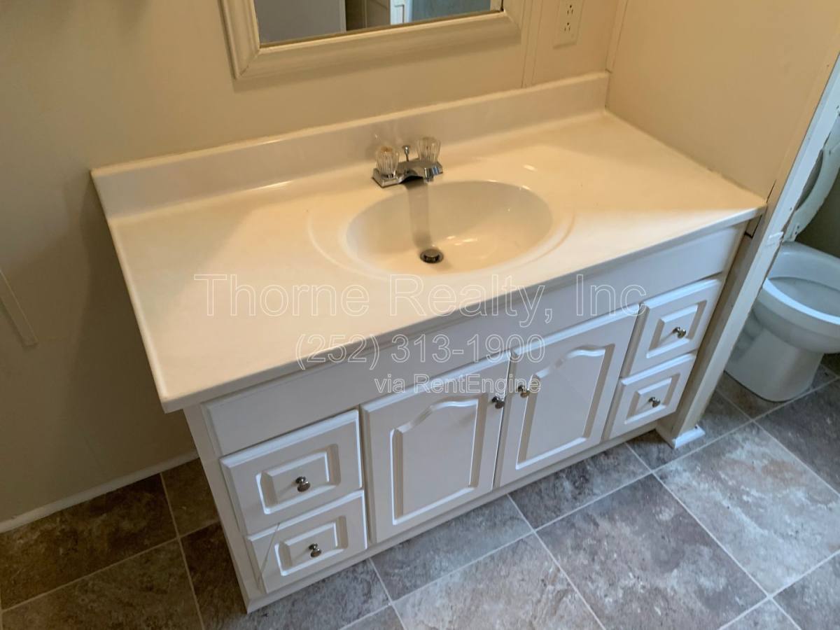 House for rent at 10894 US-64 Alternate, Rocky Mount, NC 27801