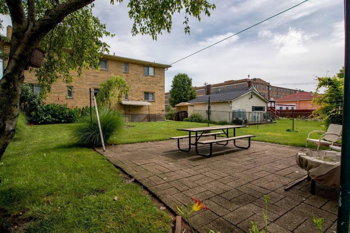 Apartment for rent at 2625 Robertson Ave #5, Cincinnati, OH 45212