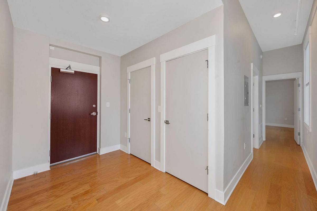 Apartment for rent at 412 E 13th St #4, Cincinnati, OH 45202