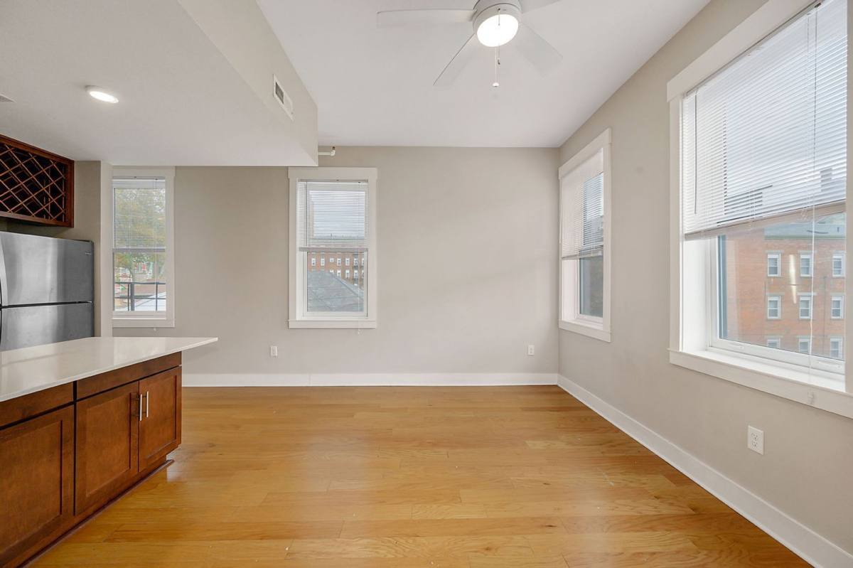 Apartment for rent at 412 E 13th St #4, Cincinnati, OH 45202