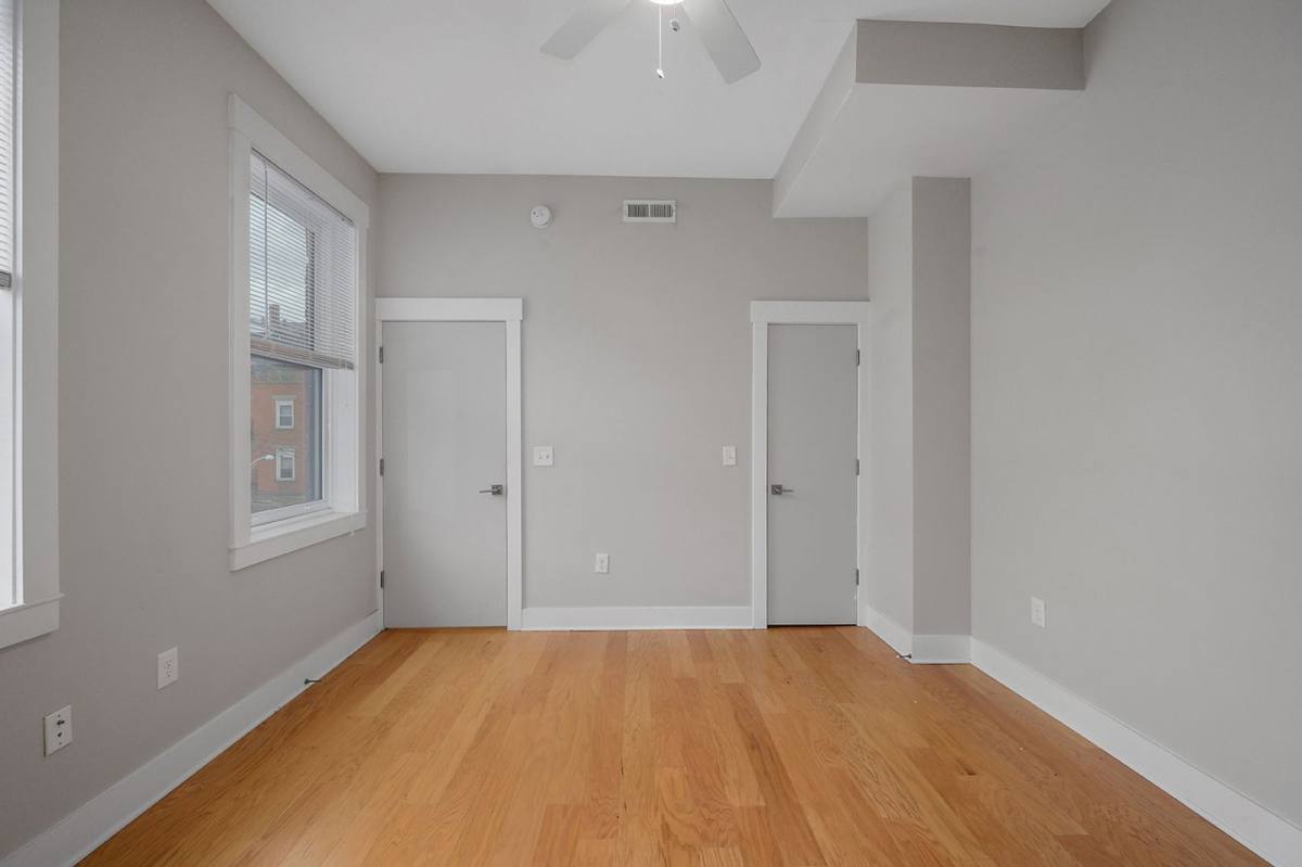 Apartment for rent at 412 E 13th St #4, Cincinnati, OH 45202