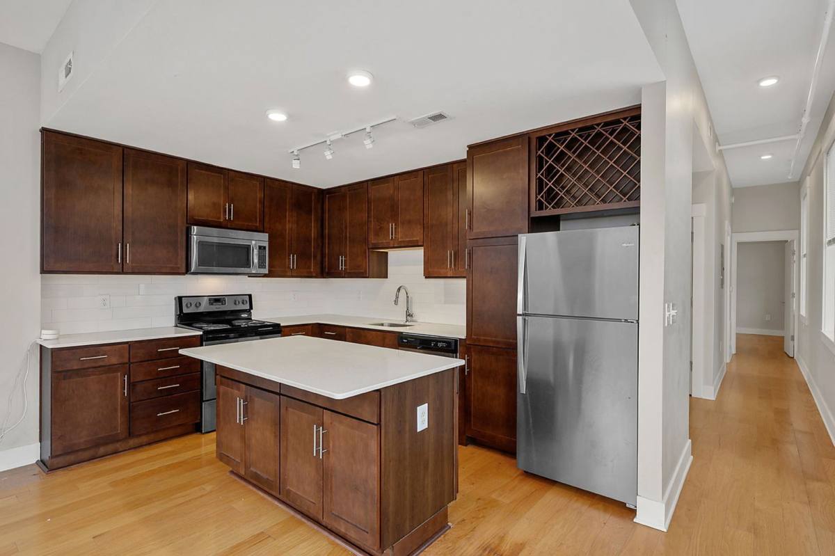 Apartment for rent at 412 E 13th St #4, Cincinnati, OH 45202