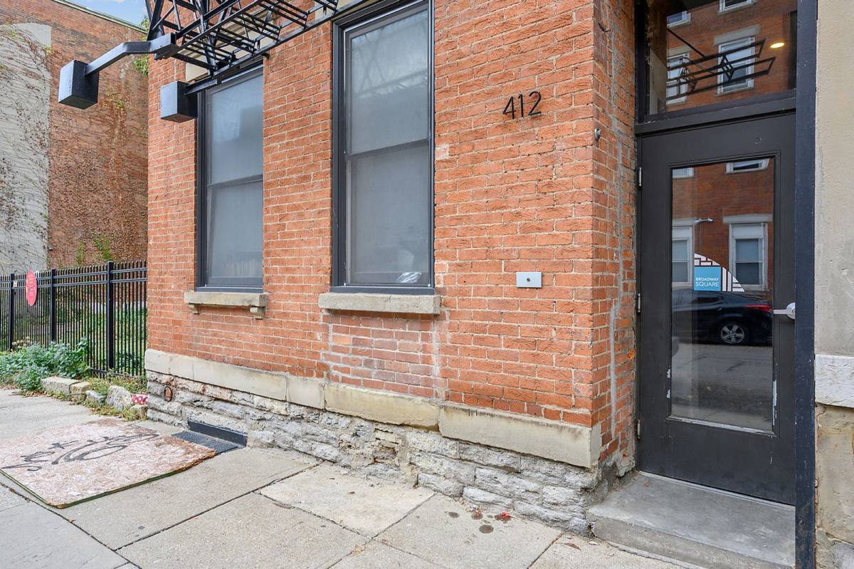 Apartment for rent at 412 E 13th St #4, Cincinnati, OH 45202