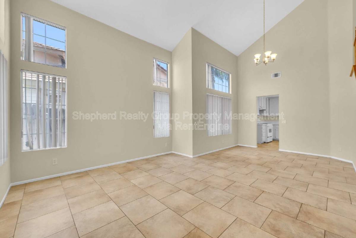 House for rent at 19944 Westerly Dr, Riverside, CA 92508