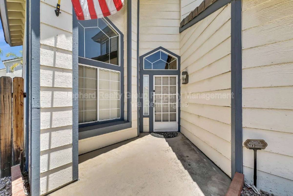 House for rent at 19944 Westerly Dr, Riverside, CA 92508