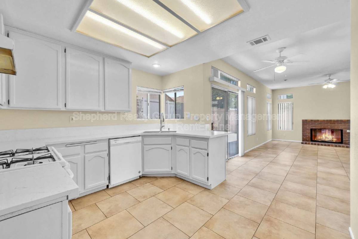 House for rent at 19944 Westerly Dr, Riverside, CA 92508