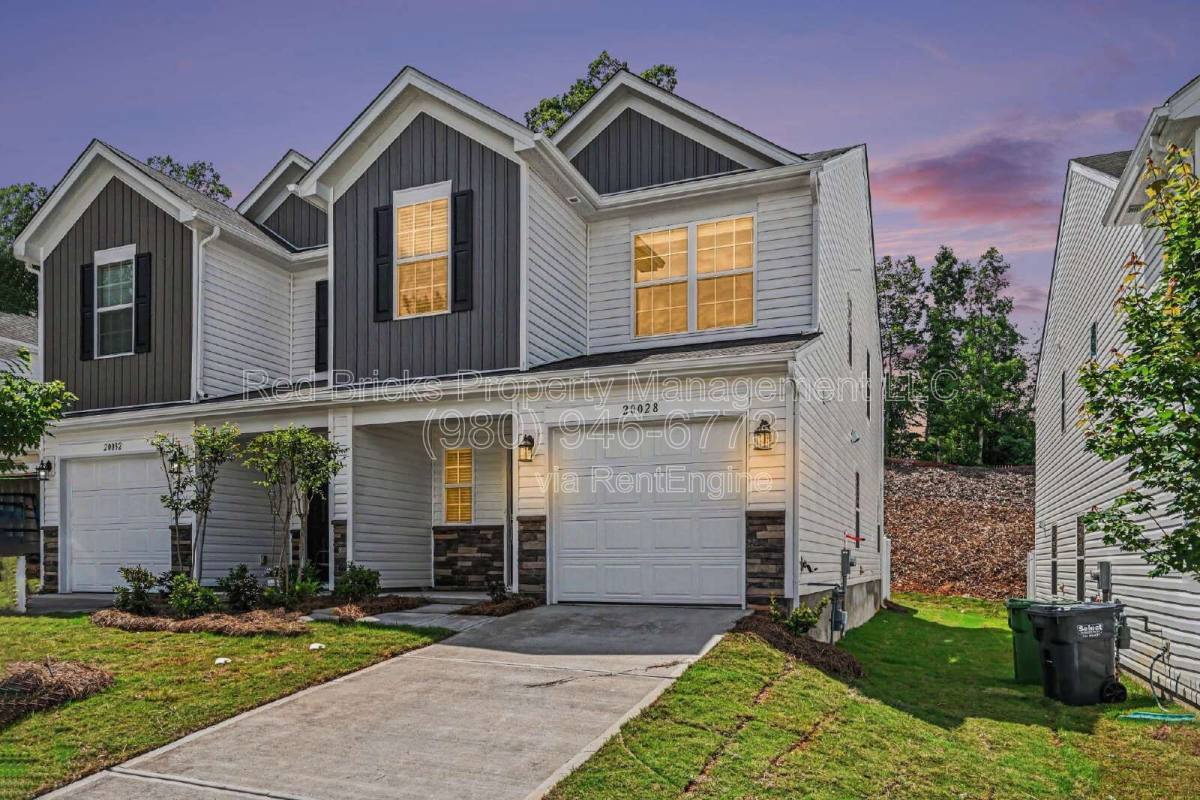 Townhouse for rent at 20028 Faithwood Court, Charlotte, NC 28213