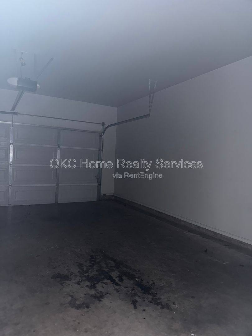 Apartment for rent at 2905 Quail Creek Rd, Oklahoma City, OK 73120