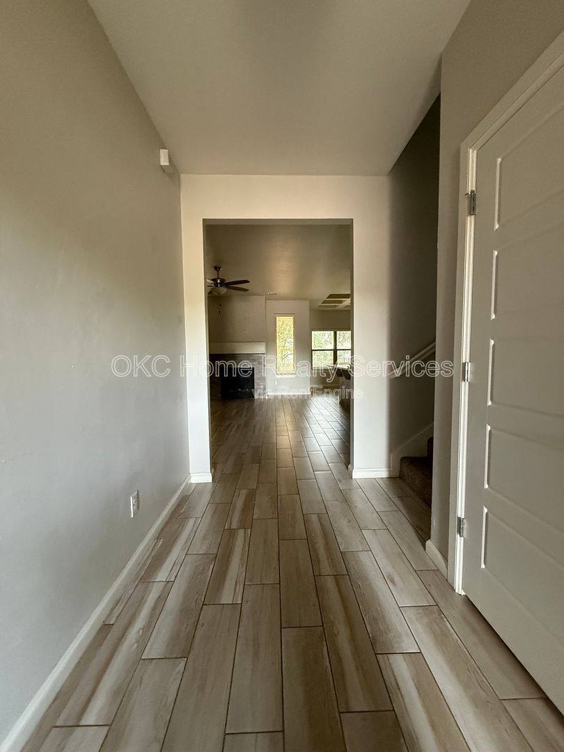 Apartment for rent at 2905 Quail Creek Rd, Oklahoma City, OK 73120