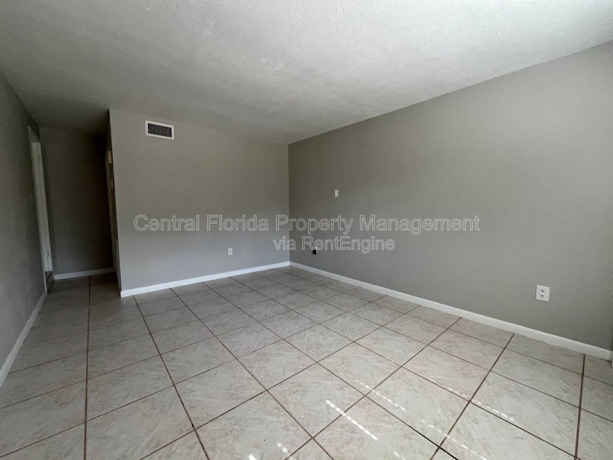 Apartment for rent at 1510 Altaloma Ave #B, Orlando, FL 32803