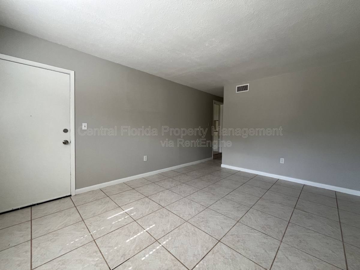 Apartment for rent at 1510 Altaloma Ave #B, Orlando, FL 32803