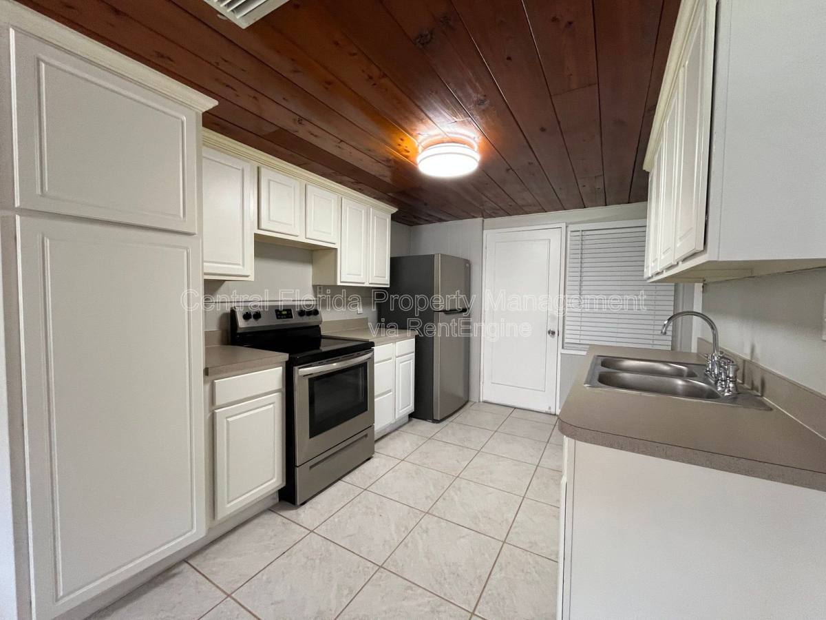 Apartment for rent at 1510 Altaloma Ave #B, Orlando, FL 32803