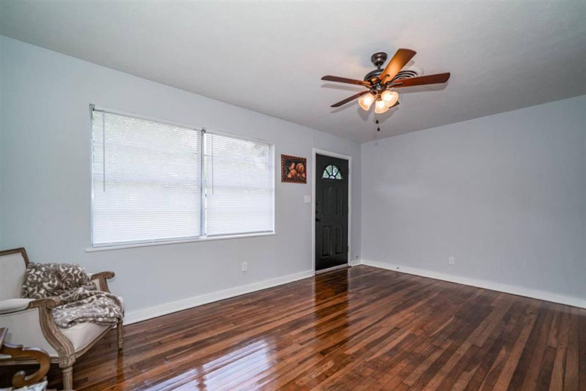 House for rent at 812 Glencrest Lane, Longview, TX 75601