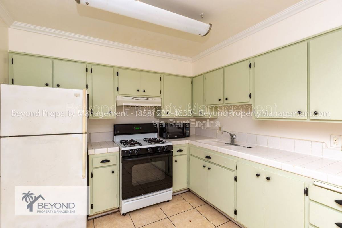 Apartment for rent at 4885 Cole St #3, San Diego, CA 92117