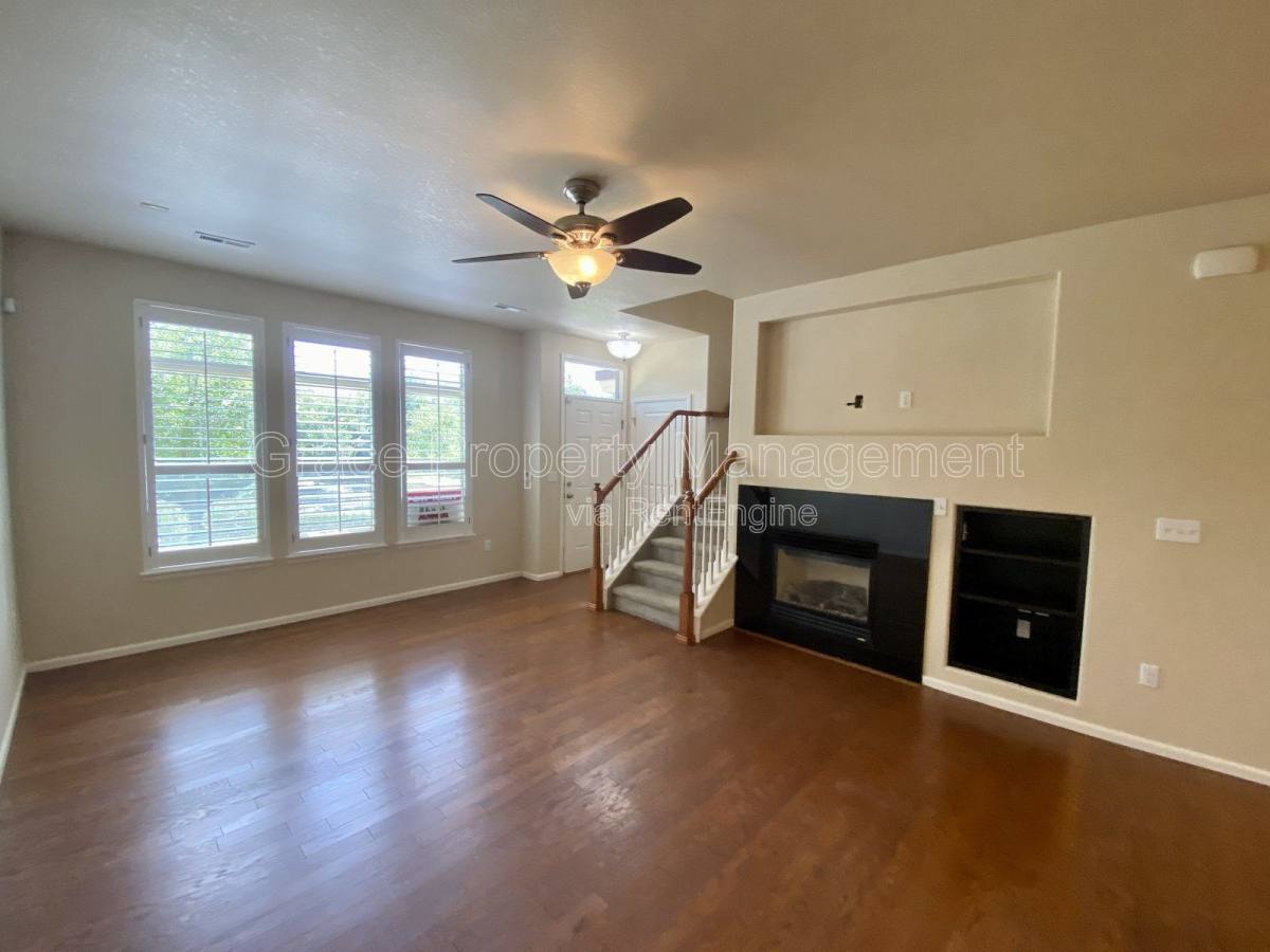 Townhouse for rent at 8934 E Otero Place, Englewood, CO 80112