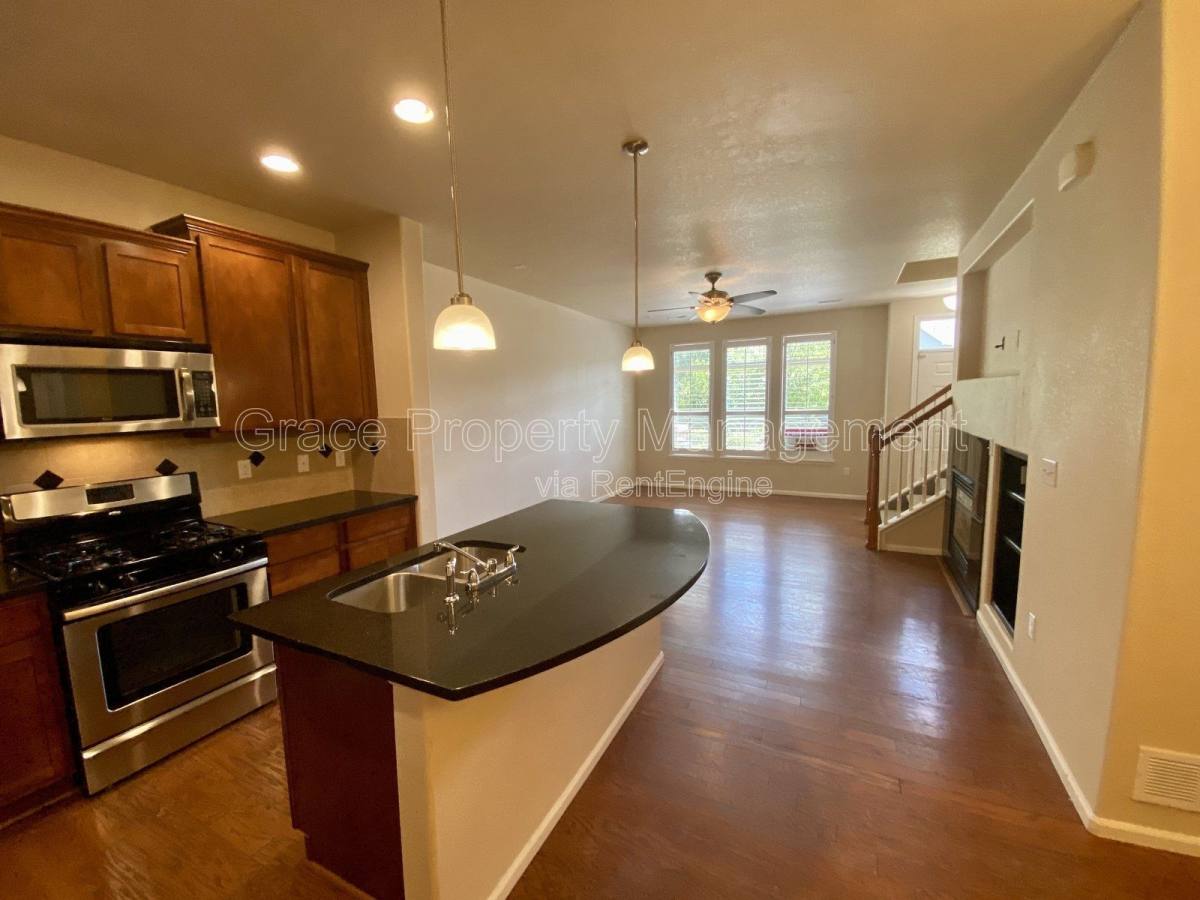 Townhouse for rent at 8934 E Otero Place, Englewood, CO 80112
